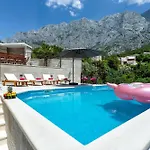 Vivace Mit Pool Und Traumhaften Meerblick Villa *