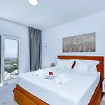 Vivace Mit Pool Und Traumhaften Meerblick *