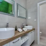 Vivace Mit Pool Und Traumhaften Meerblick Villa *