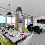 Vivace Mit Pool Und Traumhaften Meerblick Veliko Brdo (Makarska)