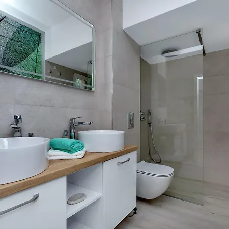 Vivace Mit Pool Und Traumhaften Meerblick Villa Makarska