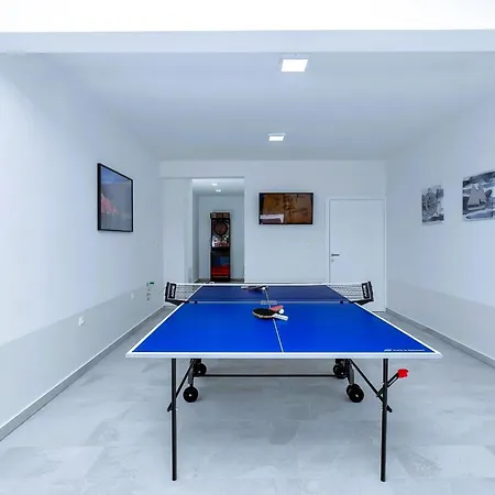 Vivace Mit Pool Und Traumhaften Meerblick Veliko Brdo