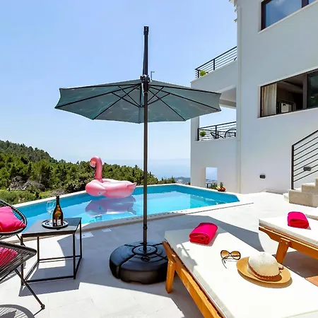 Vivace Mit Pool Und Traumhaften Meerblick 别墅