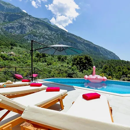 Vivace Mit Pool Und Traumhaften Meerblick * Makarska
