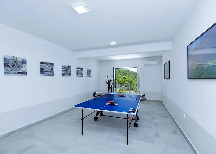 Vivace Mit Pool Und Traumhaften Meerblick Villa