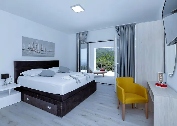 Vivace Mit Pool Und Traumhaften Meerblick *