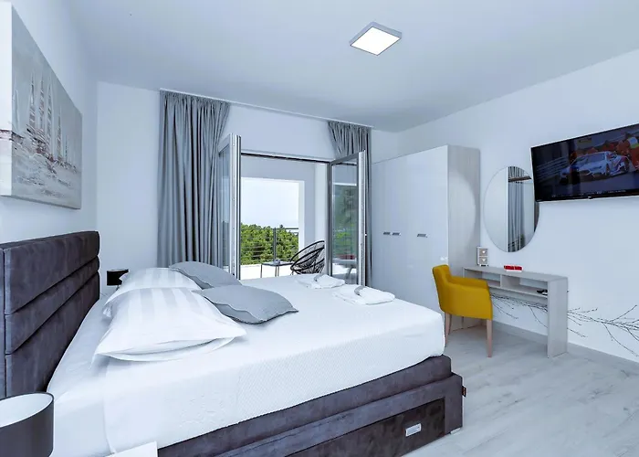 Vivace Mit Pool Und Traumhaften Meerblick Veliko Brdo (Makarska)