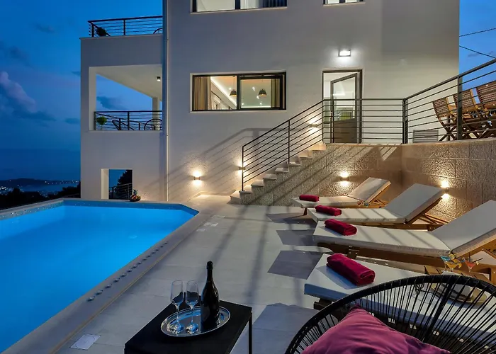 Villa Vivace Mit Pool Und Traumhaften Meerblick *