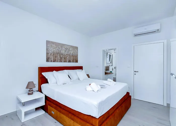 Vivace Mit Pool Und Traumhaften Meerblick