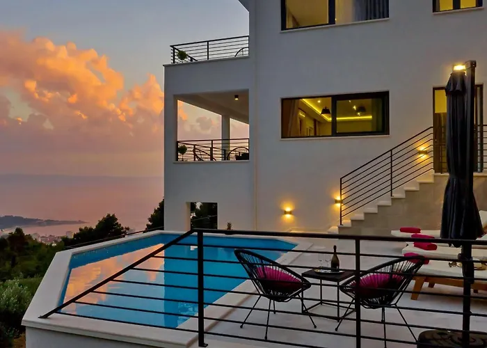 Vivace Mit Pool Und Traumhaften Meerblick *