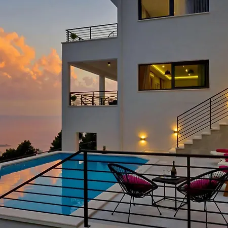 Vivace Mit Pool Und Traumhaften Meerblick *