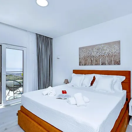 Vivace Mit Pool Und Traumhaften Meerblick *